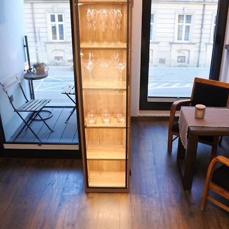 Boutique 109 - Old City, Luxury Apt. With A Garage كراكوفيا المظهر الخارجي الصورة