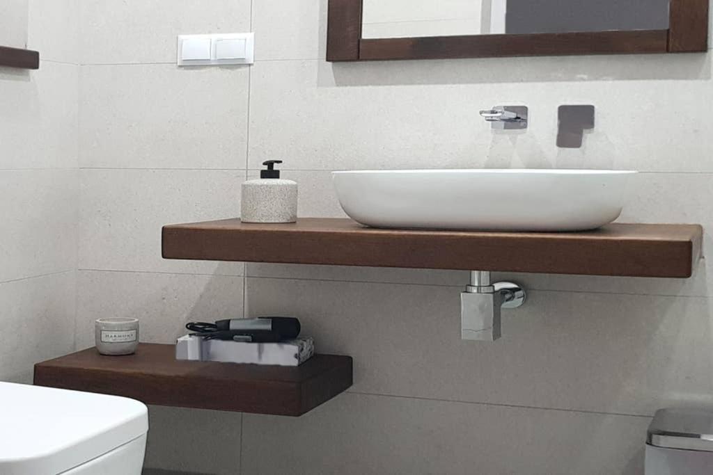 Boutique 109 - Old City, Luxury Apt. With A Garage كراكوفيا المظهر الخارجي الصورة