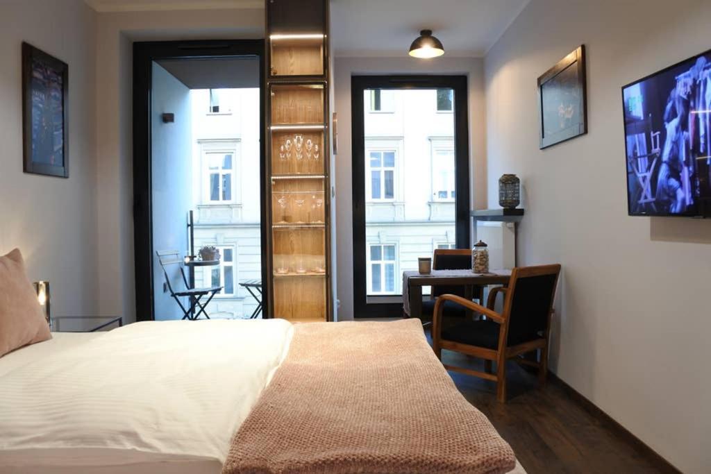 Boutique 109 - Old City, Luxury Apt. With A Garage كراكوفيا المظهر الخارجي الصورة